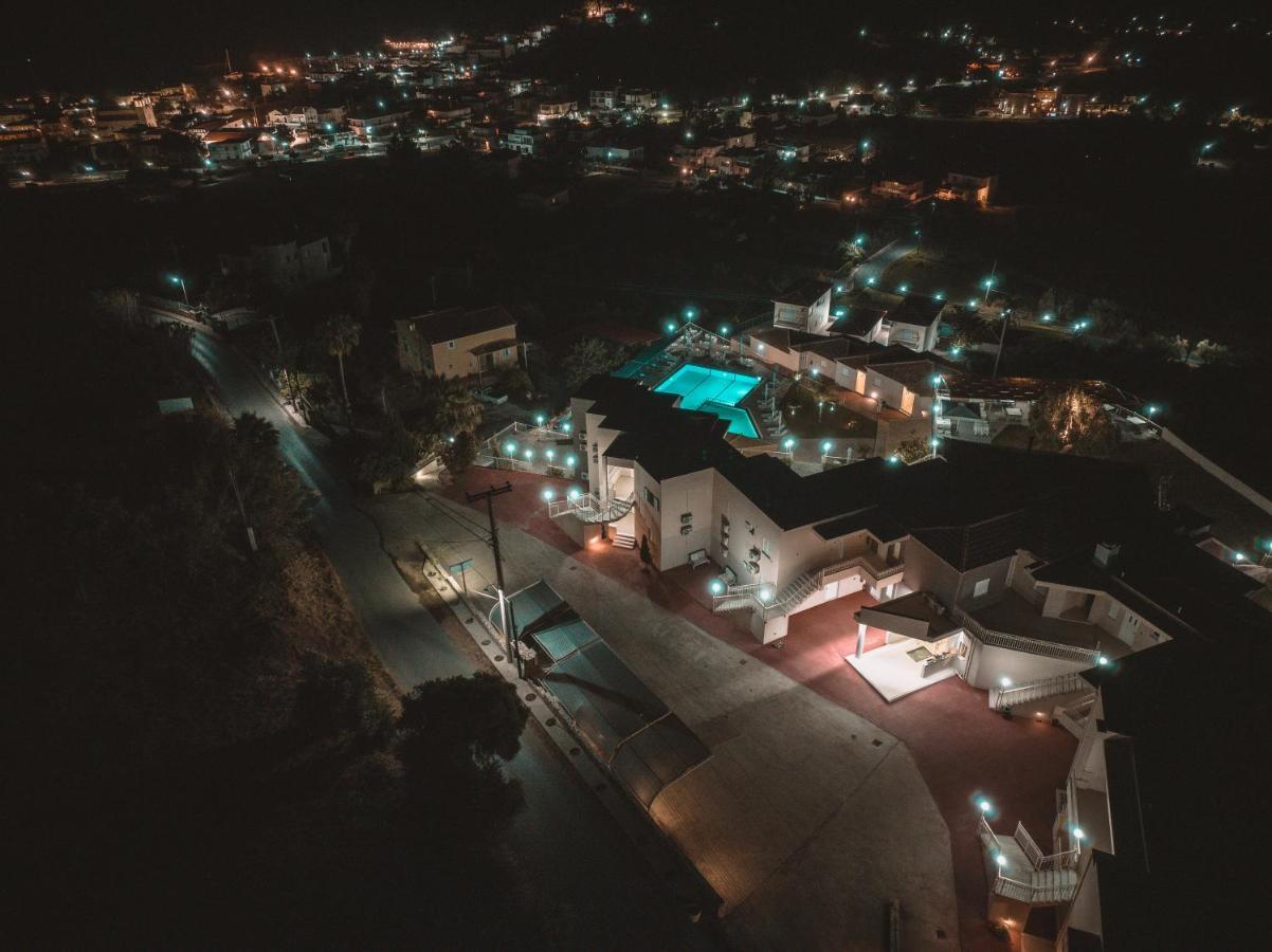 פיניקונטה Panorama Resort מראה חיצוני תמונה