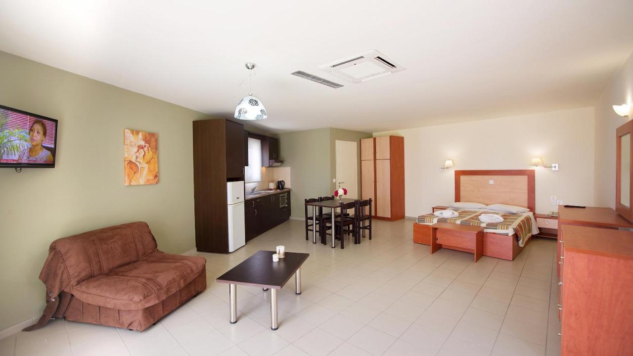 פיניקונטה Panorama Resort חדר תמונה